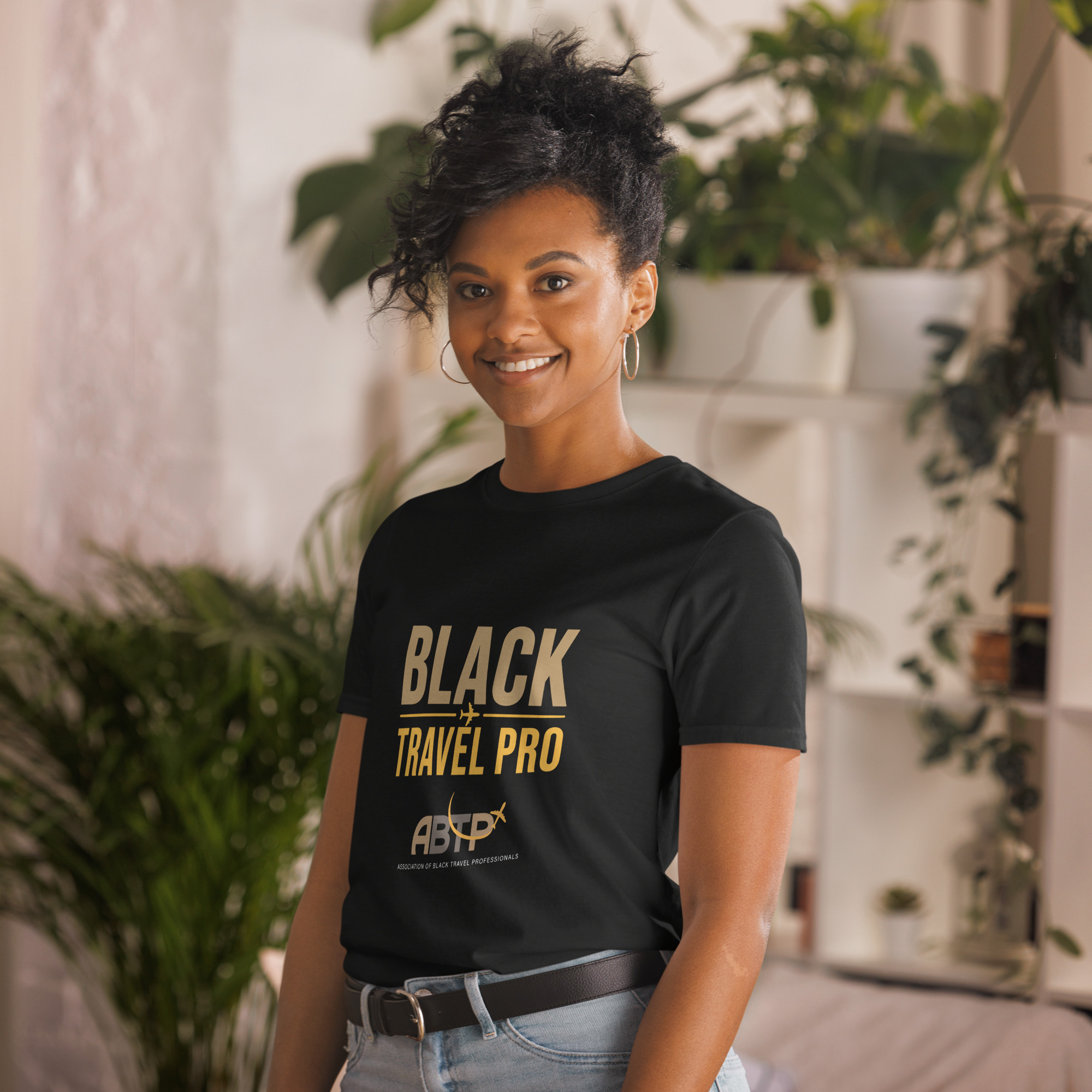 Black Travel Pro (2026) - Image 2